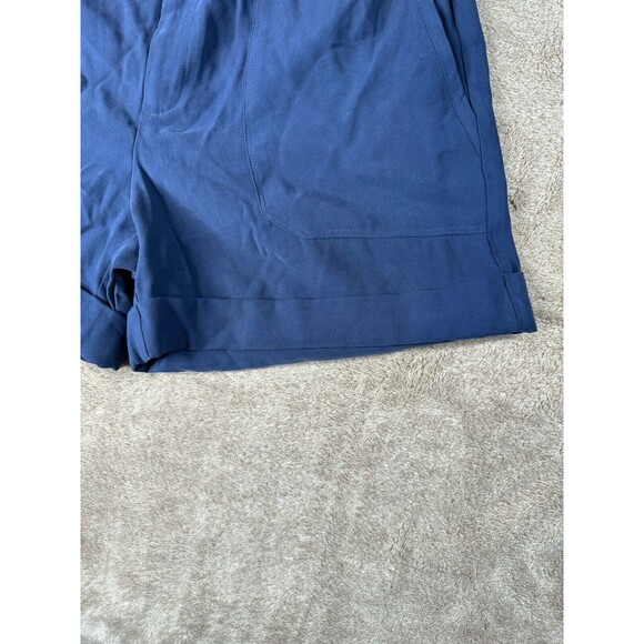 International Concepts Shorts Womens size 6 Blue 2 Pocket Casual Stretch Waist - Picture 4 of 10
